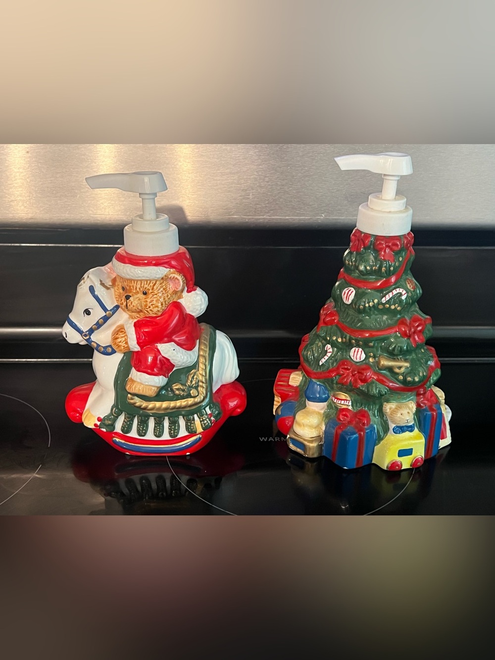 Vintage 1997 WT Christmas Soap or Lotion Dispenser Set– Ceramic Holiday Decor